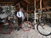Veterán kerékpárok, ahogyan Remzső Zsolt látja…