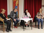 Bihari Enikő: Szárnypróbálgatásaim című kötetének bemutatója volt. A szerzővel b…