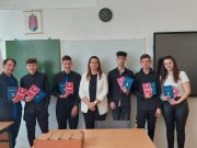 Sikeres szakmai vizsgát tettek festő, mázoló, tapétázó szakos tanulóink….