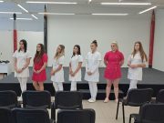 Mai napon sikeres vizsgát tettek a 2/14.T osztályos kozmetikus technikus tanulói…