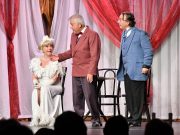 Színházban jártunk – Egy csók és más semmi…