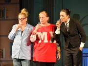 Anyatigrisek
2023. július 27-én Szentesre látogatott Cseke Katinka, Kecskés Tí…