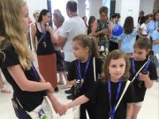 Bábos flashmob kíséretében nyílt meg a nagy sikernek örvendő Bábtörténeti kiál…