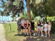 Iskolánk 11.A osztályos diákjai a diákújságíró táborozók között!…