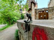 Kolodko Mihály egyik új alkotása. A bronzból készült szobor Lugosi Bélát ábrázo…