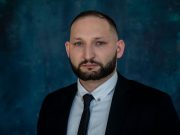 Sok a munka a választókörzetben…