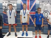 A szezon első birkózó érmei…