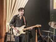 Az Európa Kiadó gitárosának önálló estje Szentesen