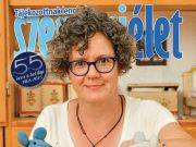 Az 55 éves Szentesi Élet címoldalán Pesti Sarolta, a Koszta József Múzeum munkat…