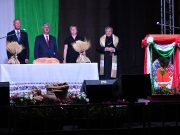 Az államalapítást és az új kenyeret ünnepeltük…