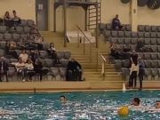 10 perc és kezdünk Itt a helyetek…