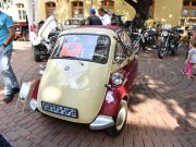 Esernyős térfesztiválon bulizhattunk az idén…