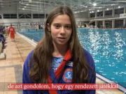 Ha szombat, akkor vízilabda a fiúk idegenben tolják, a lányok itthon játszanak …