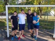 A selejtezők után a 13. évfolyam is bekapcsolódott a Pollák-focibajnokság küzdel…