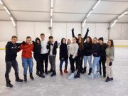 A 11.C testnevelés órán kihasználta a város adta lehetőséget és a szentesi jégpá…