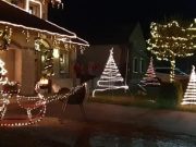 A karácsonyi zenélőház újra várja az érdeklődőket…