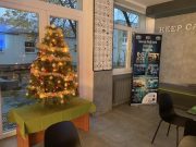 Advent első vasárnapján az iskolában készült fotókkal kívánunk szép ünnepi készü…