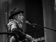 Ahogy korábban is említettük, Ripoff és zenekara egyszerűen nem tud nem telt ház…