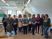 Esti tagozatos divatszabó tanulóink sikeres szakmai vizsgát tettek….