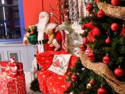 Mikulás előszobája – Fotópont Karácsonyi fotóponton készíthettek képeket azok,…