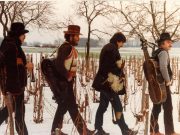 A Muzsikás 1981 telén.Ausztráliai turnénkra fotózott a Béla minket, ahol többek…