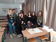 Projekt hét 9. Évfolyamon: Ókor összefoglaló képekben! Kiadott témában: újság ké…