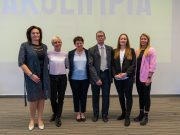 Vármegyei testnevelőket és iskolákat díjaztak…