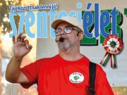 Az e heti Szentesi Élet címlapján Mészáros „Murphy” Gábor, a Szív-Hang Egyesület…