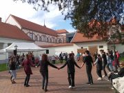 A Szentesi Művelődési Központ több programmal is kedveskedett Húsvét alkalmából!…