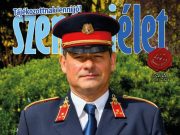Az e heti Szentesi Élet címlapján Balázs Csaba tűzoltó százados szerepel, aki hő…