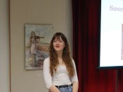 Csütörtökön Melis Fanni Szennyeses könyv 20 év megpróbáltatás fél év sikerért cí…