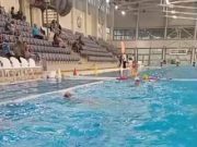 Megfogyva bár, de törve nem…