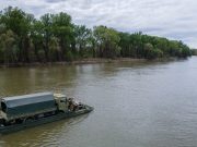 Vízbe vetettük magunkat!…