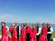 Kortalanul és sikeresen táncolnak…