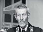 Már az égi vágányokon szolgál……