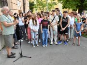 Üzentek a döntéshozóknak…