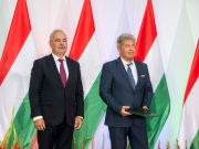 Dr. Bodonovits István Magyar Érdemrend lovagkeresztje kitüntetésben részesült…