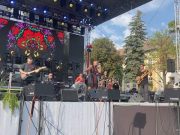 Elkezdődött az ünnepi műsorunk…