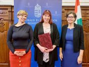 MINISZTERI ELISMERÉSBEN RÉSZESÜLT A HSZC SZENTESI ZSOLDOS FERENC OKTATÓJA…