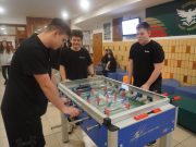 Ma nagy volt az öröm iskolánkban, amikor diákjaink egy vadonatúj csocsó asztalt …