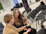 Elismerések a Dancsó Erika Szépészeti Oktató Központban…