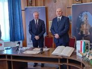 Közadakozásból emelnének szobrot…