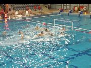 Bal kézzel jobb szélen Nem tud hibázni…