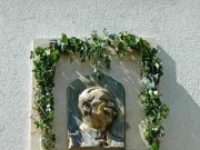 Dombormű a 160 éve született Pollák Antal emlékére…