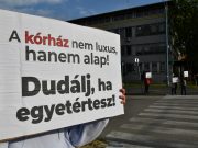 TÜÜ TÜŰ – Zebraszerda Szentesen…