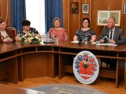 Több mint 800 millió forintos támogatást nyert Szentes egy szociális és közösség…