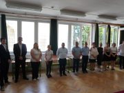 A 13.H esti tagozatos osztály tanulói sikeres érettségi vizsgát tettek….