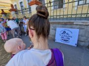 Lépésekkel a jövőért – demonstrációt tartottak a szentesi kórházért…