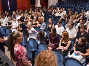 Politikai dráma a gimnáziumban?…