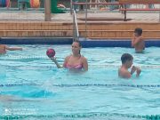 Zárónapi vízitorna Vida Peggivel…